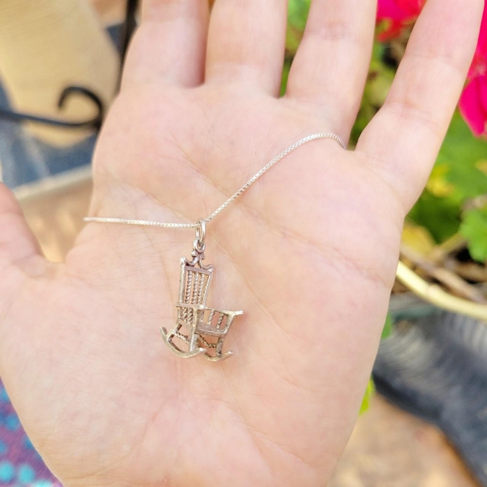 Vintage Antique Solid 925 Sterling Silver Rocking Chair Necklace